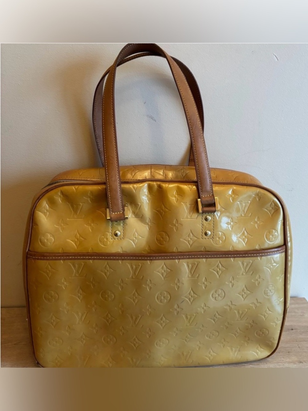 Louis Vuitton Yellow Gold Vernis Sutton tote bag vintage